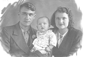 Григорий Антонович с семьей