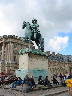 Памятник Людовику в Версале